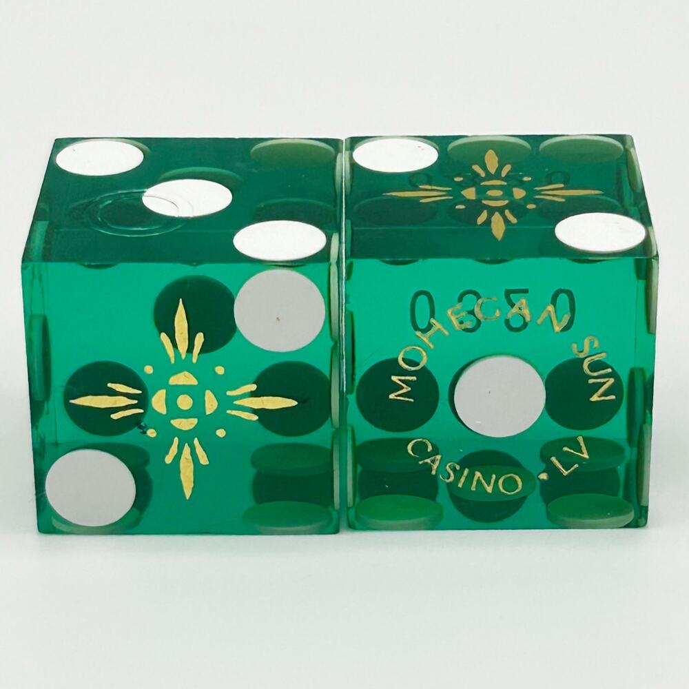 Mohegan Sun Green Casino Dice Las Vegas Matching #0320”Bone” Cancelled Dice RARE